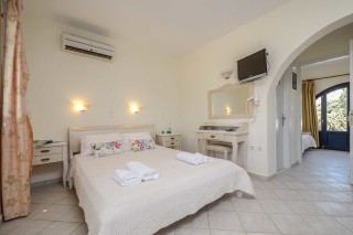 accommodation orkos blue coast big bedroom
