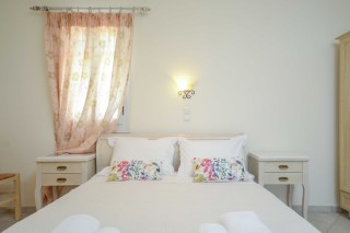 accommodation orkos blue coast double room